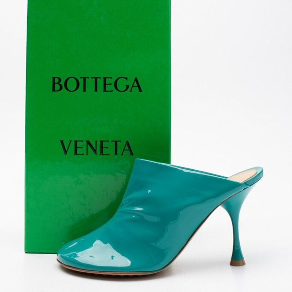 Bottega Veneta EU38 US8 Supergloss Leather Mule Heel Shoe Turquoise Dot Sock - Picture 1 of 8
